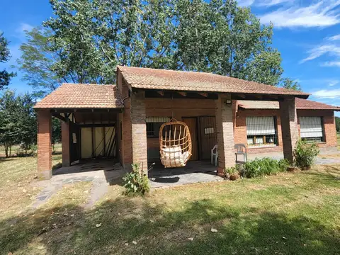 CASA QUINTA CON PILETA. 1,6 HA. MERCEDES, BUENOS AIRES.