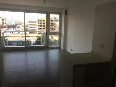IMPECABLE PISO ALTO! TODO A NUEVO! ESPECTACULAR VISTA ABIERTA AL RÍO!...