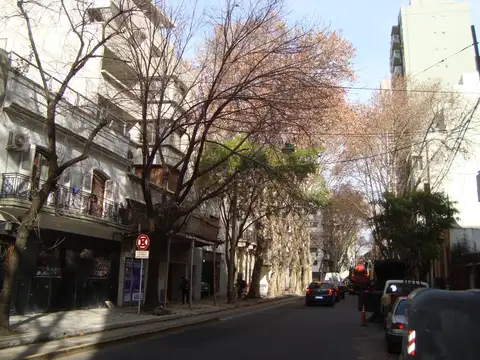 Semipiso 4 Ambientes, Cochera Fija, baulera, SUITE dos baños completos...