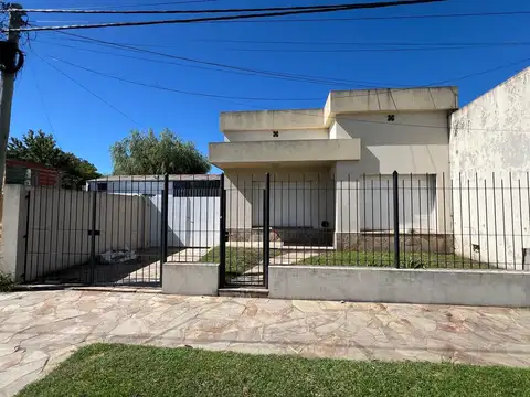 Casa 3 Dorm. 2 Baños – Lobos